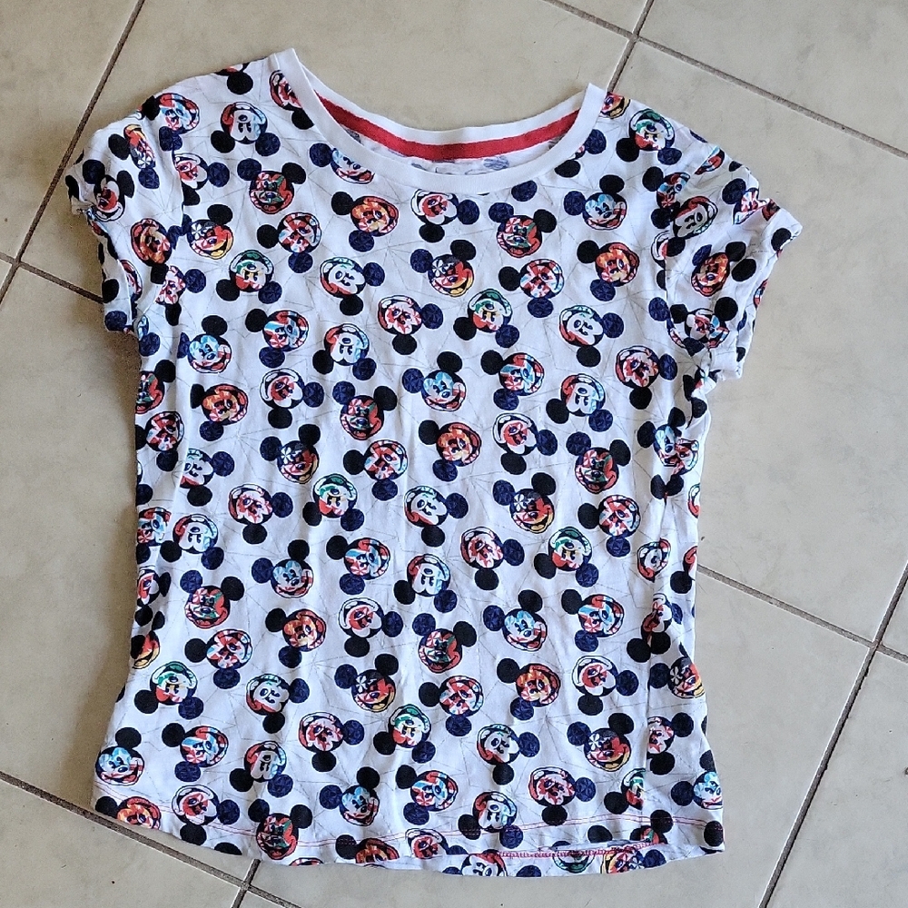 Disney Epcot Mickey Country Flags Shirt